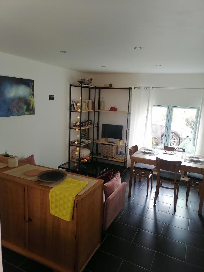 Gite La Maison La Saint-Aubin-d'Aubigne エクステリア 写真
