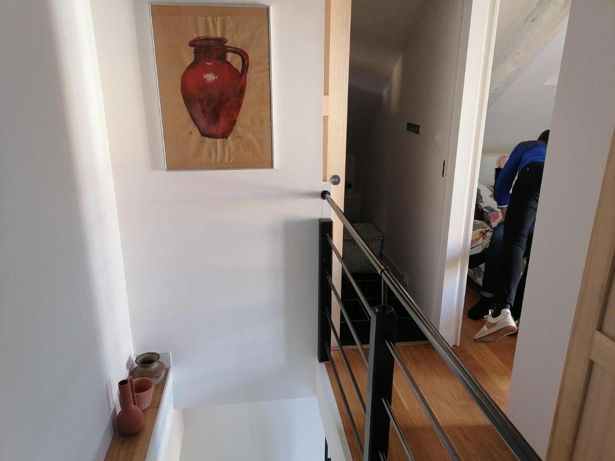 Gite La Maison La Saint-Aubin-d'Aubigne エクステリア 写真